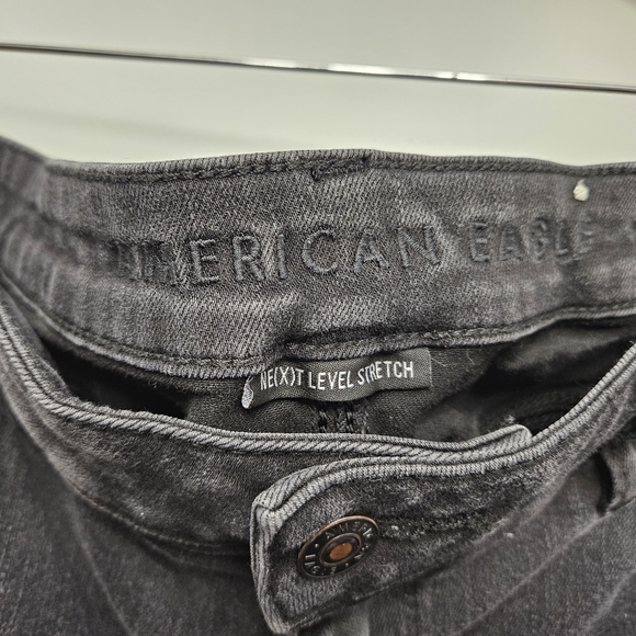 American Eagle Outfitters Distressed Skinny Jean - NWOT - Picture 5 of 7
